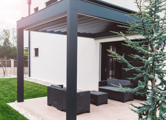 Pergola grigia moderna