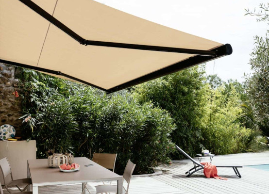 Tenda da sole beige